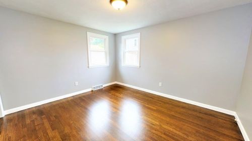 72 Allendale Ave, Providence RI  02911-3104 exterior