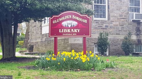 10 Elmwood Ave, Manor PA 19036-1908 exterior