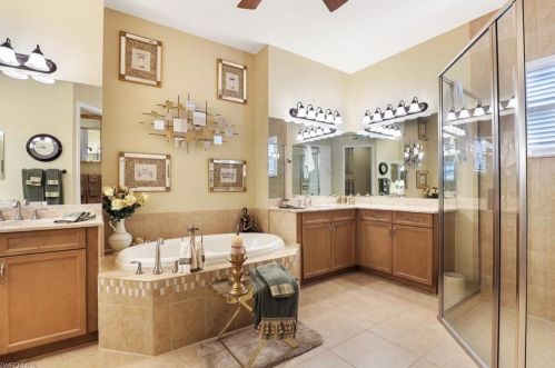 3440 Atlantic Cir, Naples FL 34119-8636 exterior