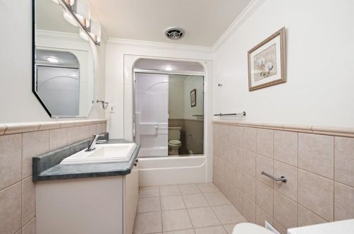 2121 Magnolia St, Pittsburgh PA exterior