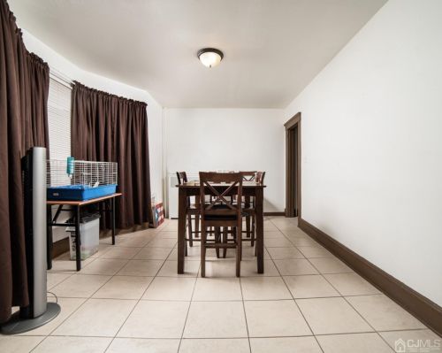 119 Longfellow St, Carteret, NJ 07008-2938