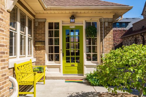 2514 Shorewood Blvd, Milwaukee, WI 53211-2454