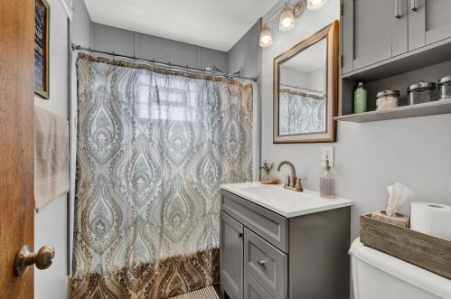 2934 38, Milwaukee WI 53215-3519 exterior