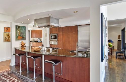 365 Brentwood Ter, Atlanta GA 30305-3206 exterior