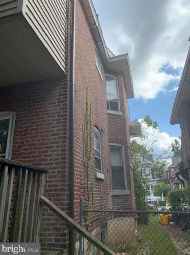 27 Bryn Mawr Ave, Trenton, NJ 08618-4003