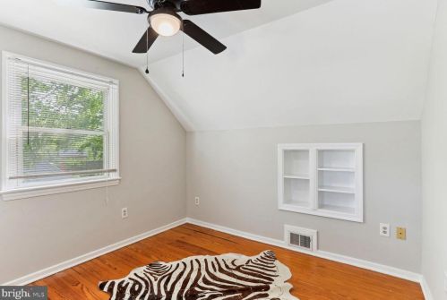 6512 Cavalier Dr, Alexandria VA 22307-1303 exterior