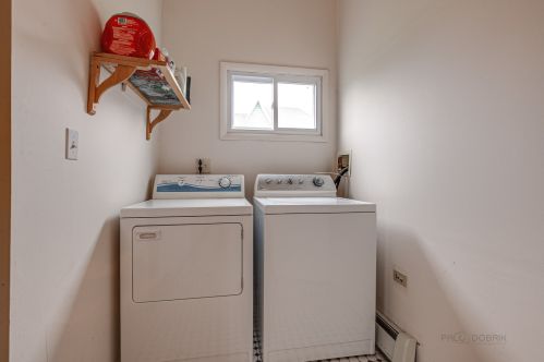 303 Stewart Ave, Waukegan IL 60085-2061 exterior