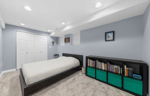 2505 Ainslie St, Chicago IL 60706-3457 exterior