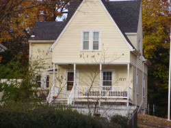 1137 Beacon St, Newton, MA 02461-1101