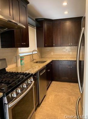 302 236th St, Bronx NY  10470-2104 exterior