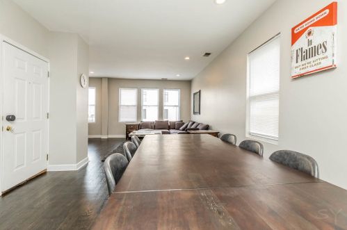 938 Noble St, Chicago IL  60642-5303 exterior