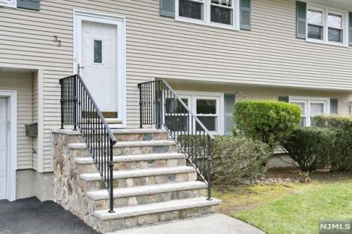33 Cole Ct, Dumont, NJ 07628-1007