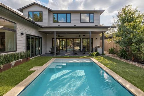 2632 49th St, Austin TX 78756-3104 exterior