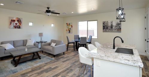 5233 Bellevue St, Tucson AZ 85712-5158 exterior