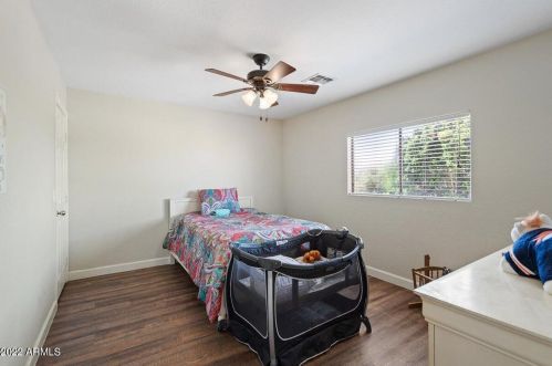 8818 12 St, Phoenix AZ 85086-7450 exterior