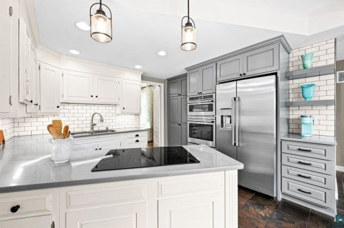 420 Hawthorne Rd, Duluth MN 55812-1936 exterior