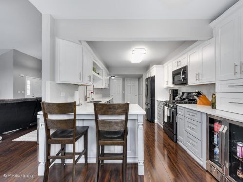 1693 Pearl Ct, Bull Valley IL 60014-2729 exterior