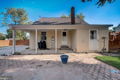 3300 Memorial St, Alexandria VA  22306-1545 exterior