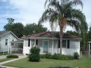 625 Gelpi Ave, New Orleans LA  70121-1527 exterior