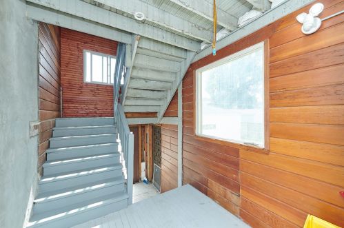 6635 Campbell Ave, Chicago IL 60645-5018 exterior