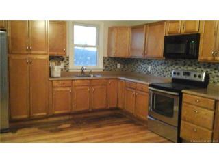 19 Whittlesey Ave, Wallingford CT  06492-3619 exterior