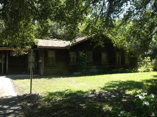 6511 19th St, Tampa FL  33612-4505 exterior