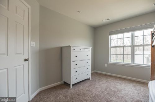 1190 Fairwood Dr, Huntingtown MD 20639-3931 exterior