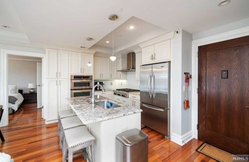 53 Eton Row, Union City NJ 07086 exterior