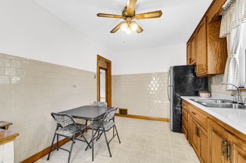 3846 216 Pl, Matteson IL 60443-2724 exterior