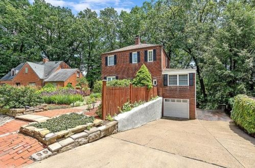 412 Mcclellan Dr, Pittsburgh, PA 15236-4108