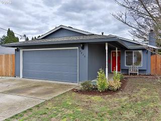 4828 47th Ave, Portland, OR 97206-4140