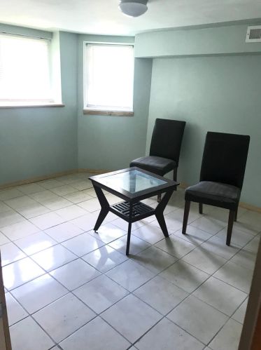 6207 Whipple St, Chicago IL 60659-1418 exterior