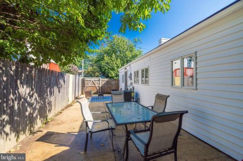 1404 Gleason St, Silver Spring MD  20902-3724 exterior