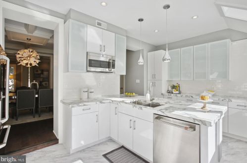 2208 Q St, Washington DC 20001-1955 exterior