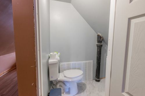 4230 Fairfield Ave, Chicago IL 60632-1221 exterior