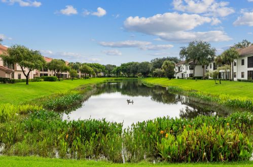 5275 Europa Dr, Boynton Beach FL 33437-2151 exterior