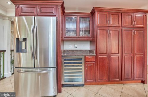 14613 Stonewall Dr, Silver Spring MD 20905-5857 exterior