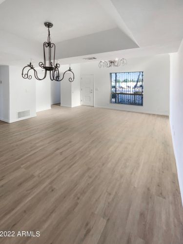 13250 3rd St, Phoenix AZ  85022-5212 exterior