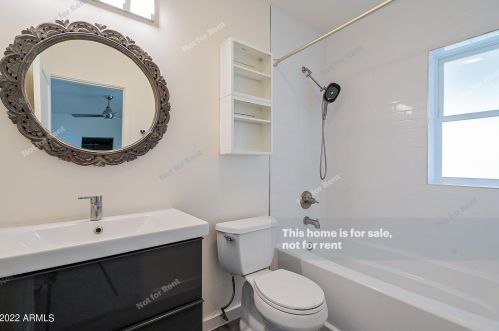 2801 10 St, Phoenix AZ 85086-0929 exterior