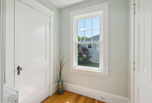 33 Massachusetts Ave, Portland ME  04106-6021 exterior