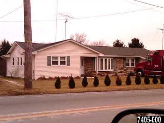 2015 Grandview Rd, Hanover PA  17331-7886 exterior