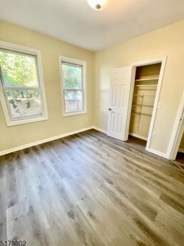 135 Shephard Ave, Newark NJ  07112-2021 exterior