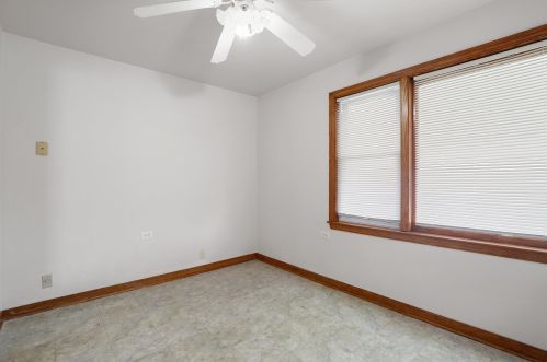 5655 Kenneth Ave, Chicago IL 60646-5907 exterior