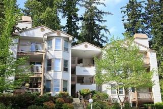 12109 Woodinville Dr, Bothell WA  98011-5496 exterior