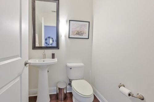 270 17th St, Atlanta GA  30309-3324 exterior