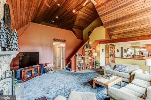 1790 Creamery Rd, Quakertown PA 18951-5518 exterior