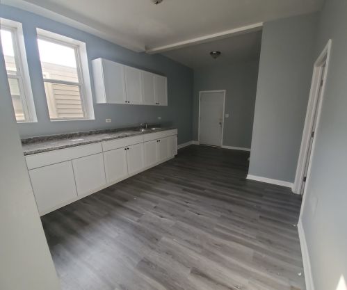 7736 Greenwood Ave, Chicago IL 60619-7838 exterior