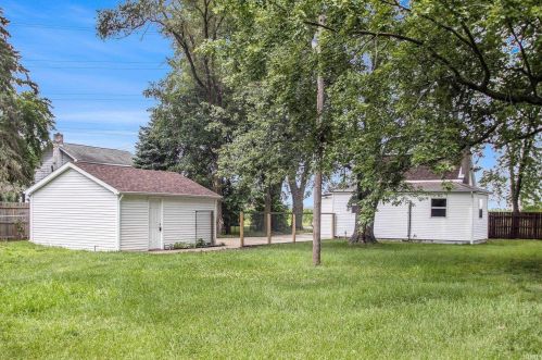 13568 Day Rd, Mishawaka IN 46545-4730 exterior