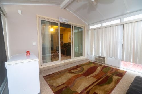 8236 37, Milwaukee WI 53210-3047 exterior