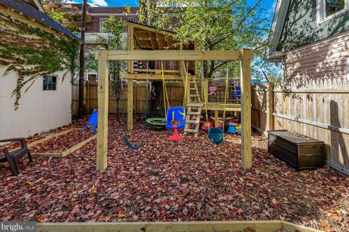 32 Franklin Ave, Camden NJ 08108-1117 exterior